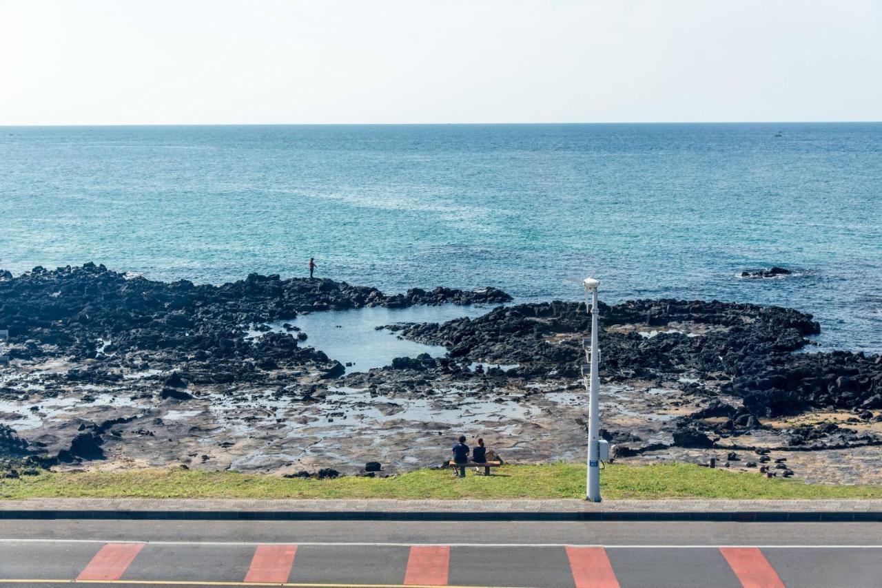 Hotel White House Jeju Exterior photo